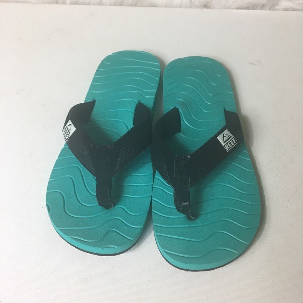 Reef sleepers black and turquoise green size 10